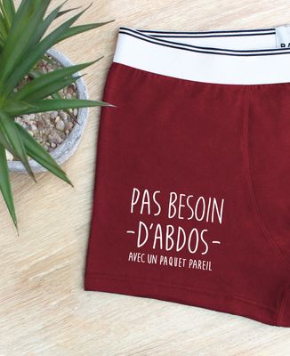 Boxer Pas besoin d'abdos avec un paquet pareil