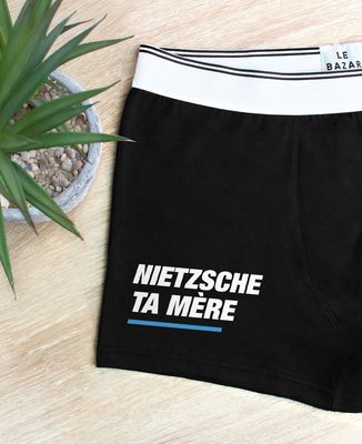 Boxer Nietzsche ta mère