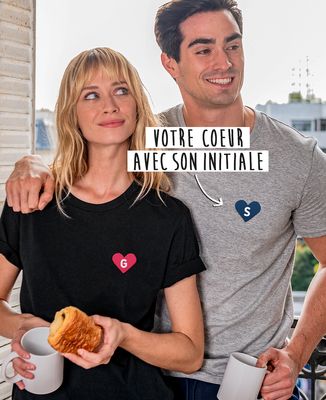 T-shirt homme Initiale dans un coeur brodé personnalisé - Cadeaux Couple