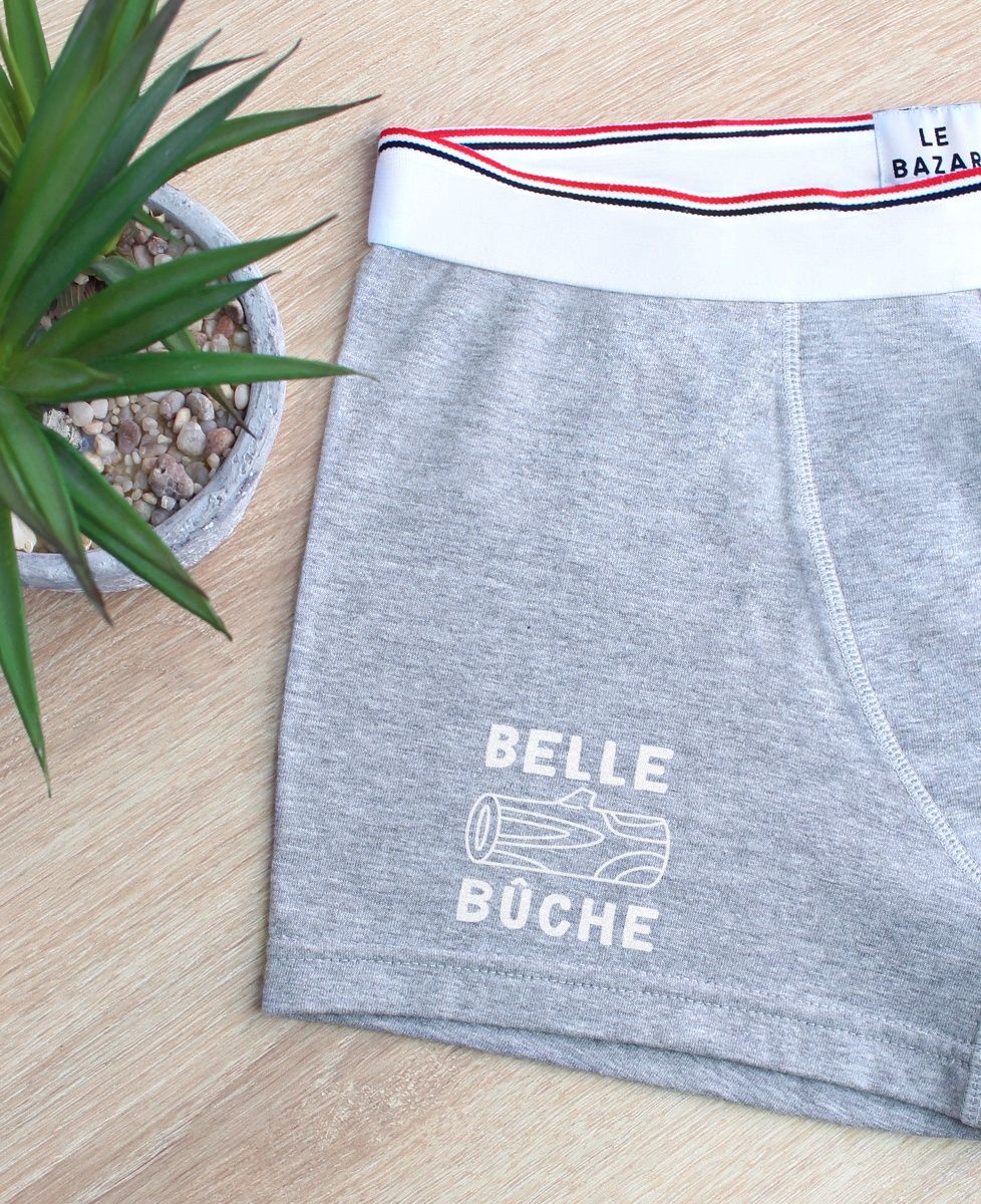 Boxer Belle bûche