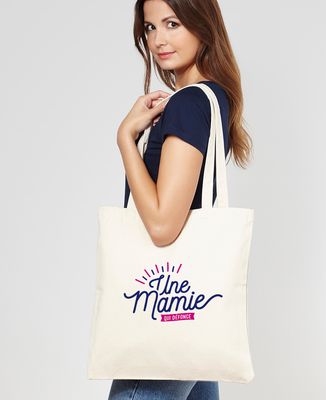 Tote bag Une mamie qui défonce