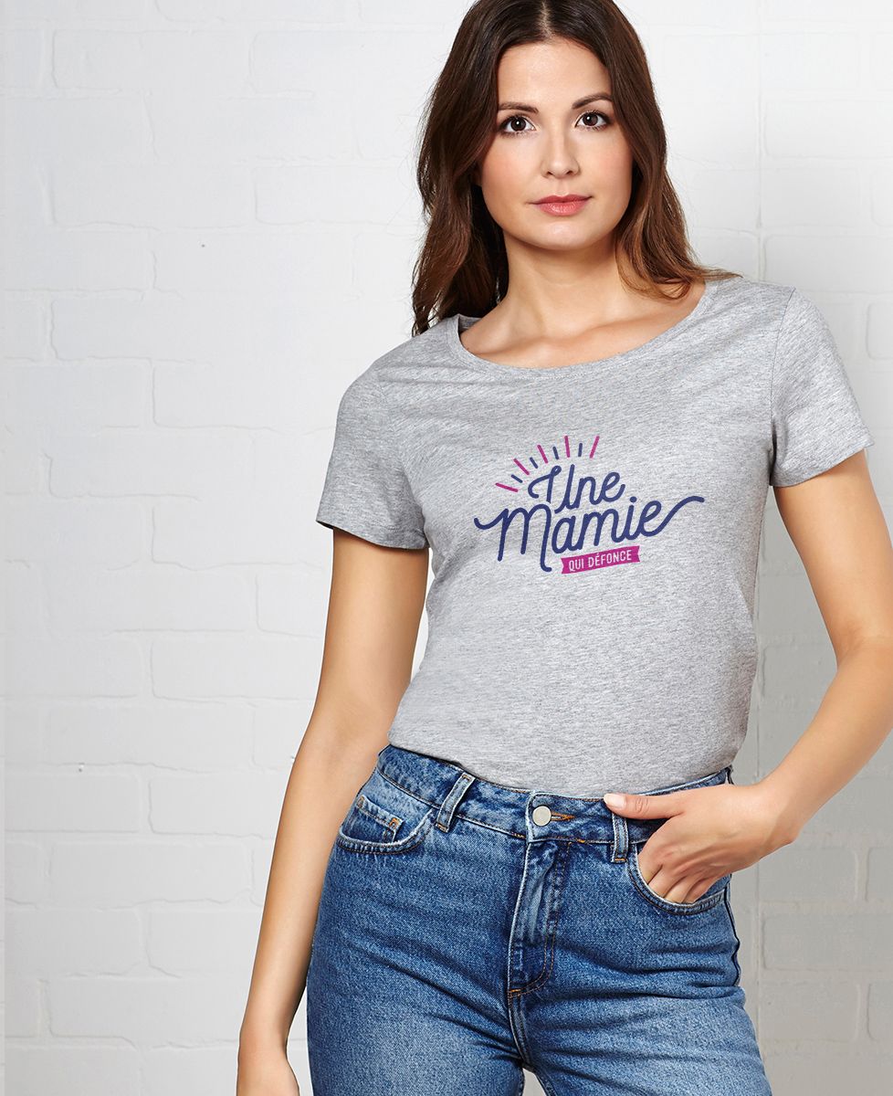 T-Shirt femme Une mamie qui défonce