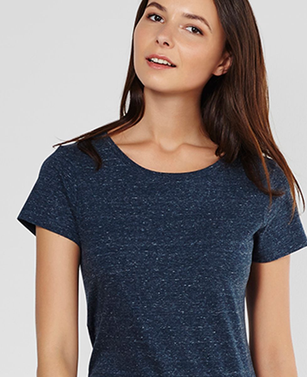 T-Shirt femme Grand coeur brodé personnalisé