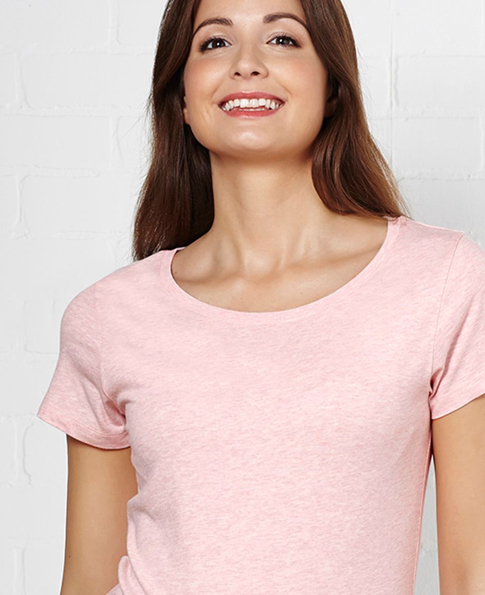 T-Shirt femme Grand coeur brodé personnalisé