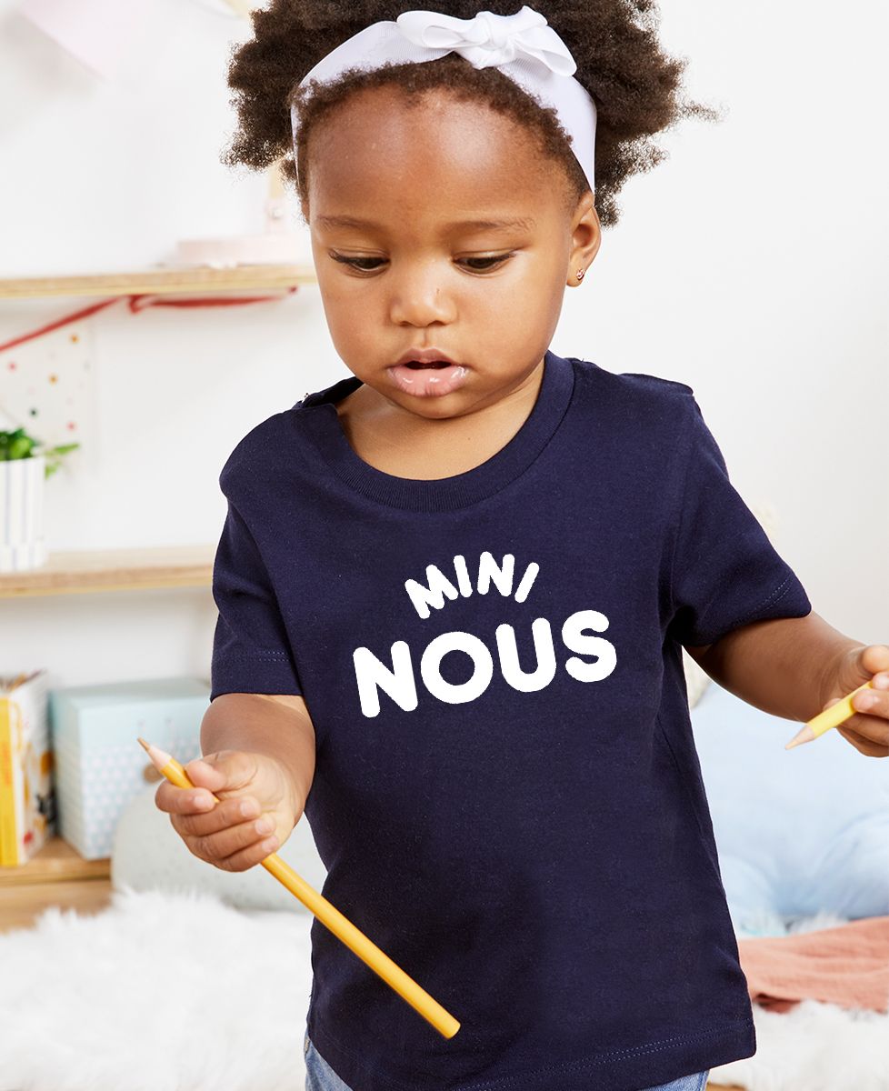 T-shirt bébé Mini nous (effet velours)
