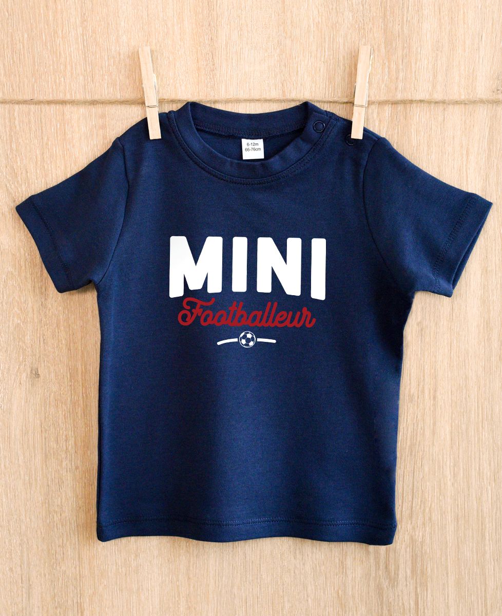 T-shirt bébé Mini footballeur