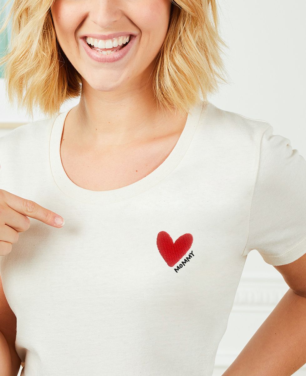 Women's T-Shirt Big heart mommy - Mom's gifts
