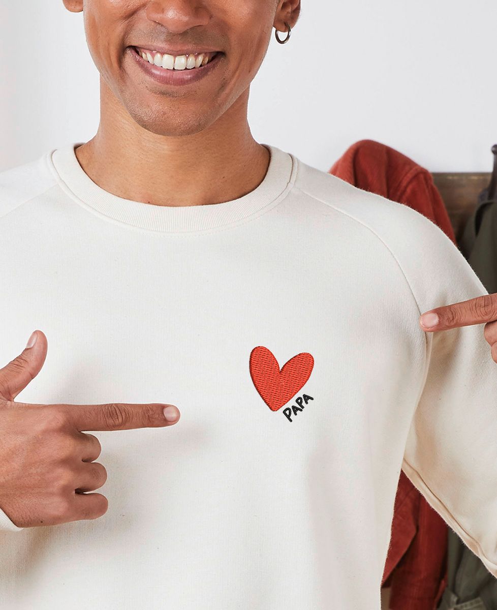 Sweatshirt homme Gros coeur papa (brodé) - Cadeaux Papa