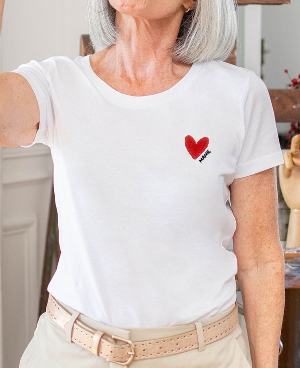 T-shirt femme Gros coeur mamie (brodé) - Cadeaux Mamie