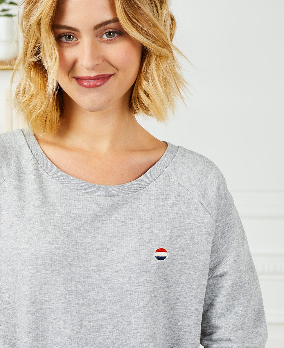Dames sweatshirt Nederlandse vlag rond (geborduurd)