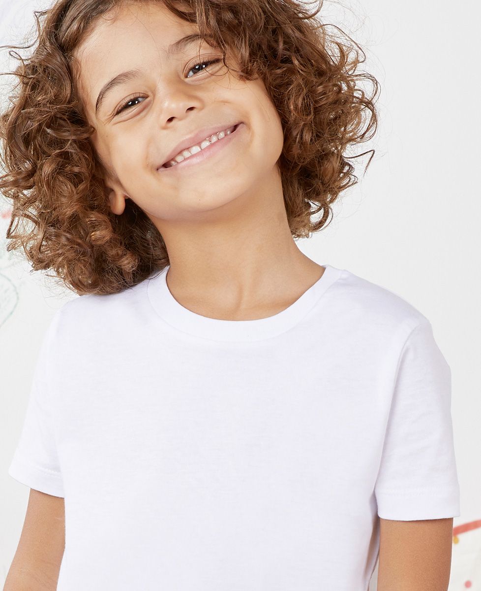 T-Shirt Kind individualisierter gestickter Text und Bildchen - Sport, Papa-Geschenke, Geschenke Mama, Fußball, JGA & Hochzeit, Geschenke für Paare, EVJF
