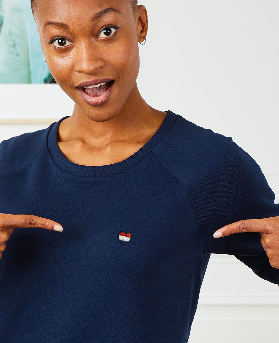 Dames sweatshirt Nederlandse hartenvlag (geborduurd)