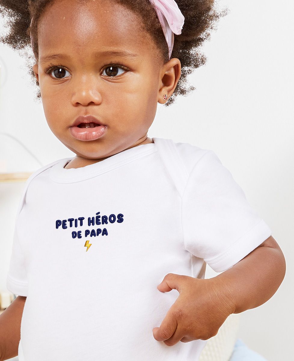 Body Petit héros de papa (brodé) - Cadeaux Papa