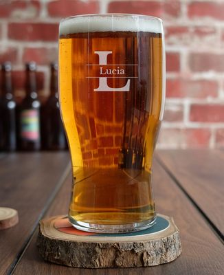 Jarra de cerveza Inicial y nombre grabados personalizados. - Aperitivo, Boda