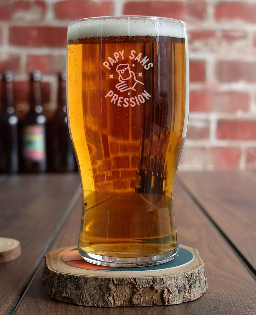 Verre à bière Papy sans pression (gravé) - Apéro, Mariage