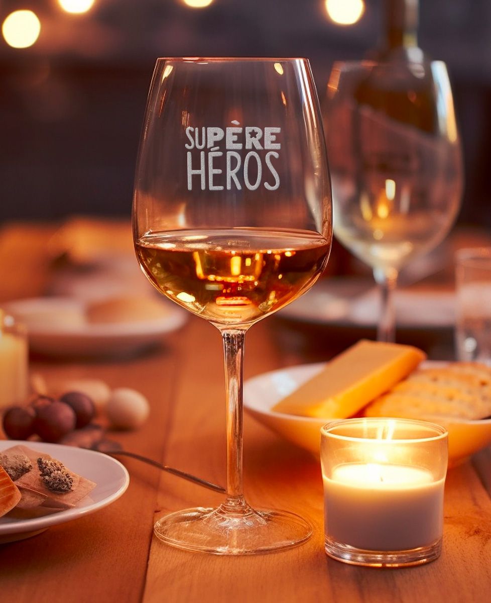 Verre à vin Su-Père Héros (gravé) - Apéro, Mariage
