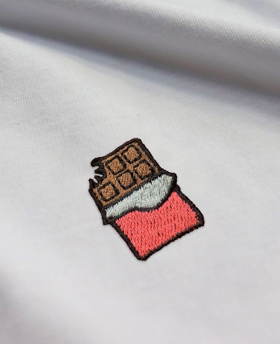 T-shirt per lui Pittogramma del cioccolato ricamato