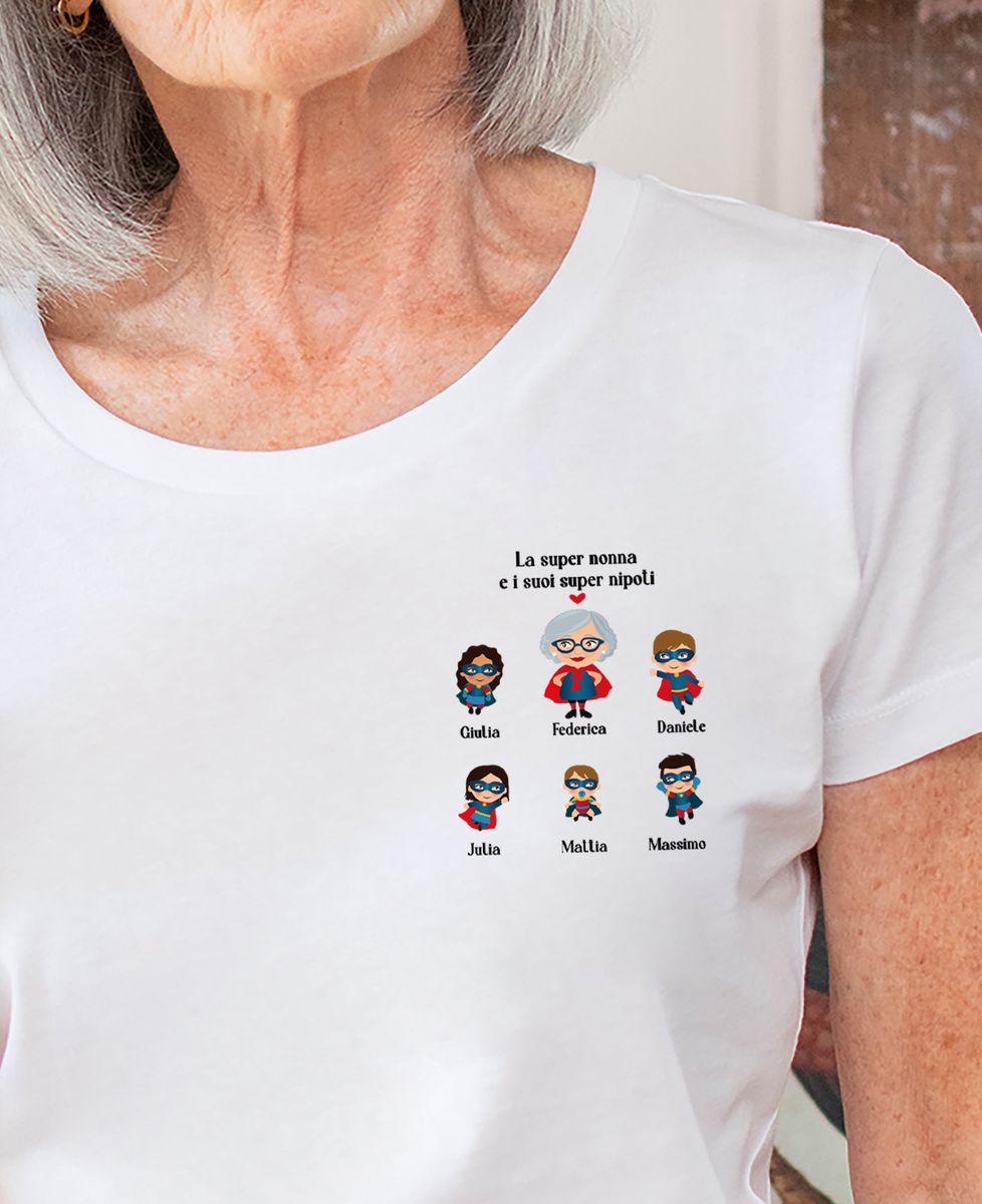 T-shirt per lei La super nonna e i suoi super nipoti - Regali per la nonna