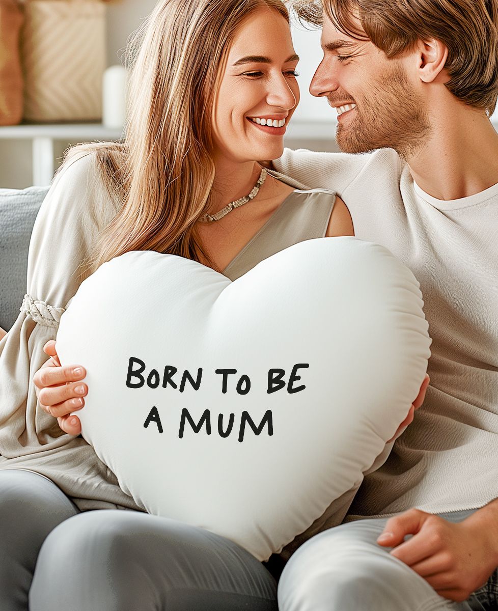 Coussin coeur Born to be a mum - Cadeaux Maman