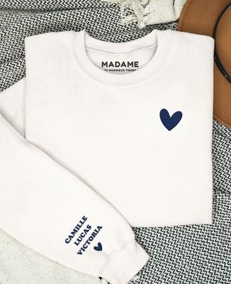Coeur et prénoms sur les manches