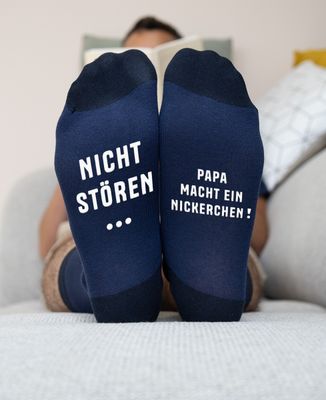Socken für Herren Nicht stören - Papa macht Nikerchen - Papa-Geschenke