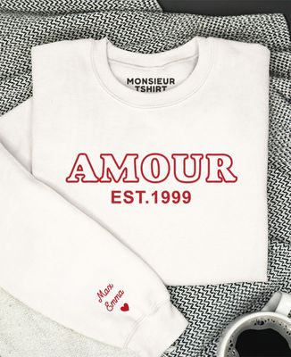 Men's sweatshirt Love and first names on the sleeve