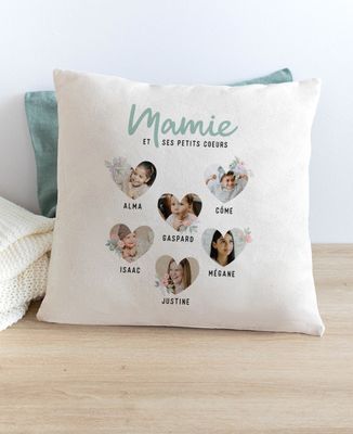 Coussin Mamie et ses petits coeurs en photo - Cadeaux Mamie