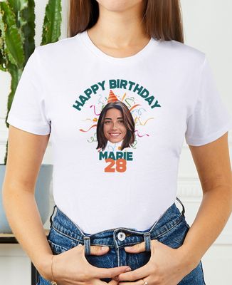 T-shirt per lei Buon compleanno faccia e nome