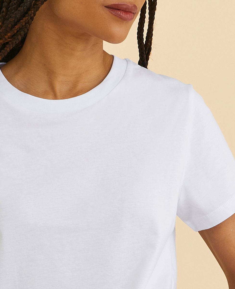 T-Shirt Frau individualisierter gestickter Text und Bildchen - Sport, Papa-Geschenke, Geschenke Mama, Fußball, JGA & Hochzeit, Geschenke für Paare, EVJF