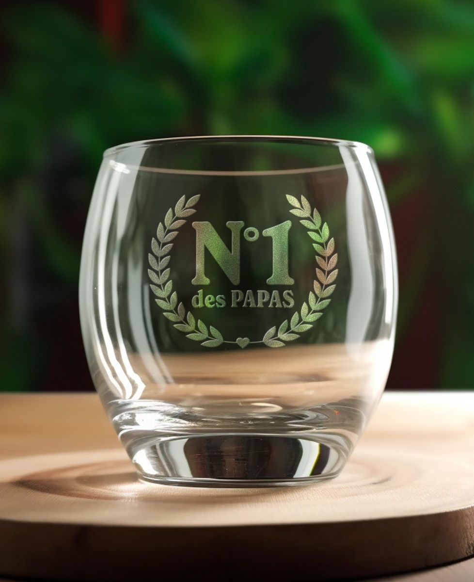 Verre à whisky Numéro 1 des papas gravé - Apéro, Mariage