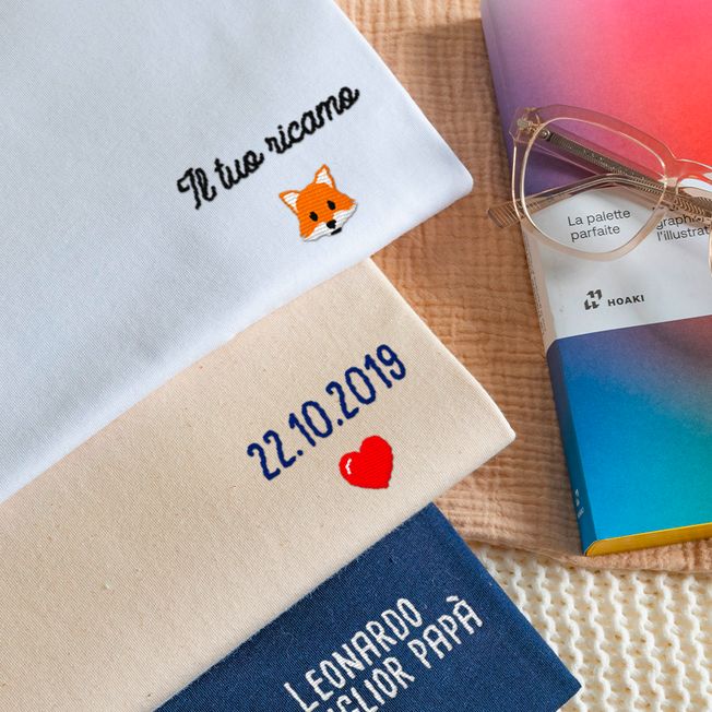 Maglietta Personalizzata REGALOART - Unisex 100% Cotone Premium - Stampa Frontale E Posteriore - Prodotta In Spagna - Idea Regalo Unica