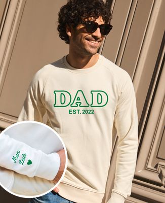 Men's sweatshirt "Dad" and the children's first names on the sleeve (velvet-like texture) - Gifts for Dad