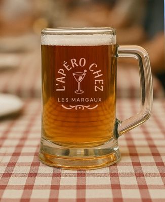 Chope de bière L'apéro chez les nom de famille gravé - Apéro