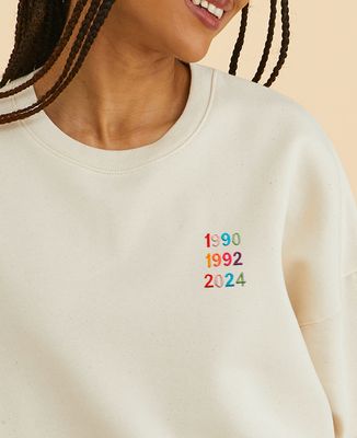 Women's sweatshirt Custom embroidered multicolored years - Gifts for Dad, Mom's gifts
