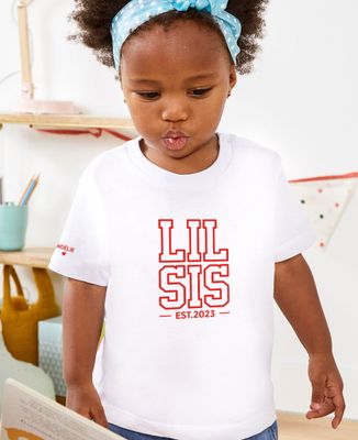 Baby T-Shirt Lil sis and first name on sleeve - Sister Gift