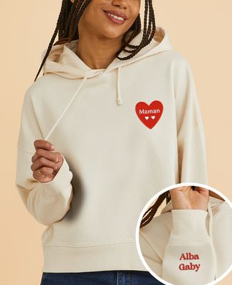 Hoodie femme Maman, un coeur par enfant et prénoms brodés sur la manche
