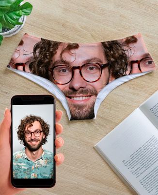 Bedrucktes Höschen riesiges personalisiertes Gesicht