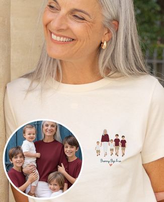 Women's T-Shirt Grandma and us with photo filter - Grandma's gifts