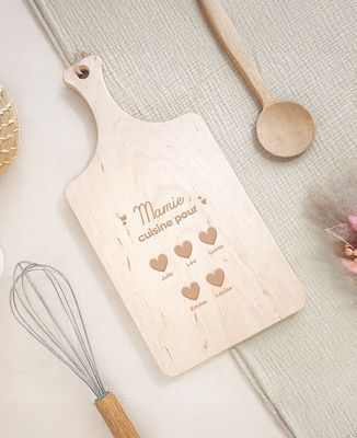Planche apéro Mamie cuisine avec amour pour coeurs personnalisés - Apéro, Cadeaux Mamie