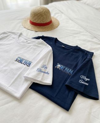 T-shirt homme One Papa et prénoms sur la manche - Cadeaux Papa
