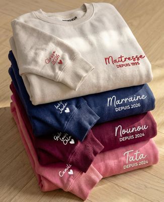 Sweatshirt femme Texte perso depuis date brodé sur le coeur et prénoms sur la manche - Cadeaux Frère, Cadeau Soeur, Cadeaux Couple, Cadeaux Couple Homme