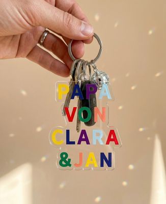 Schlüsselanhänger Papa von bunten Vornamen - Papa-Geschenke