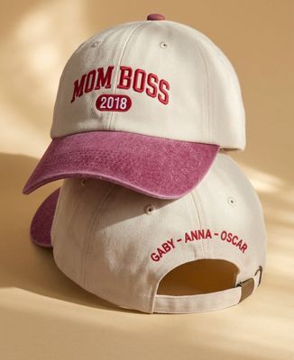 Cap MOM BOSS since Date and first names on sleeve (velvet effect) - Mom's gifts, Mom/Dad-to-be