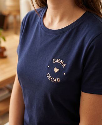T-Shirt Frau Personalisierte Vornamen der Kinder und Herzen - Papa-Geschenke, Geschenke Mama, Werdende Mutter/Vater