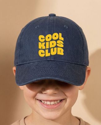 Berretto per bambini Cool Kids club con data personalizzata (Velours)