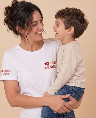 Women's T-Shirt Mum of colorful embroidery - Mom's gifts, Mom/Dad-to-be