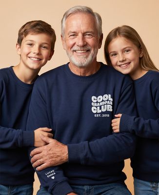 Men's sweatshirt Cool Grandpas Club and First Names on the Sleeve (Velvet) - Papy's gift