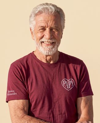 T-shirt homme Coeur Papy manuscrit brodé & prénoms des enfants sur la manche - Cadeaux Papy