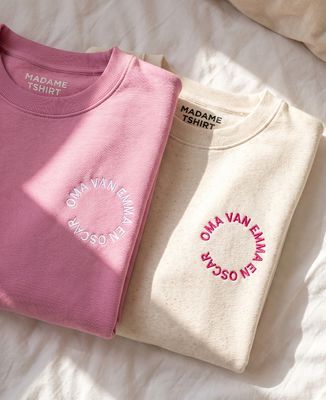 Sweatshirt Frau Oma mit kreisförmigen Vornamen - Geschenk Opa, Geschenke Oma