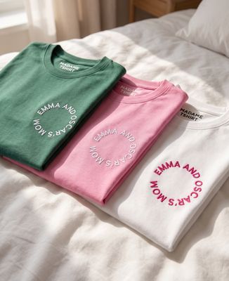 Women's T-Shirt Mom of Names Shaped Like Circles - Gifts for Dad, Mom's gifts